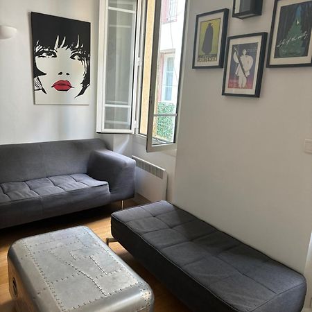 2 Bedroom Funky Apartment In The Heart Of The Old Town Of Antibes Ngoại thất bức ảnh