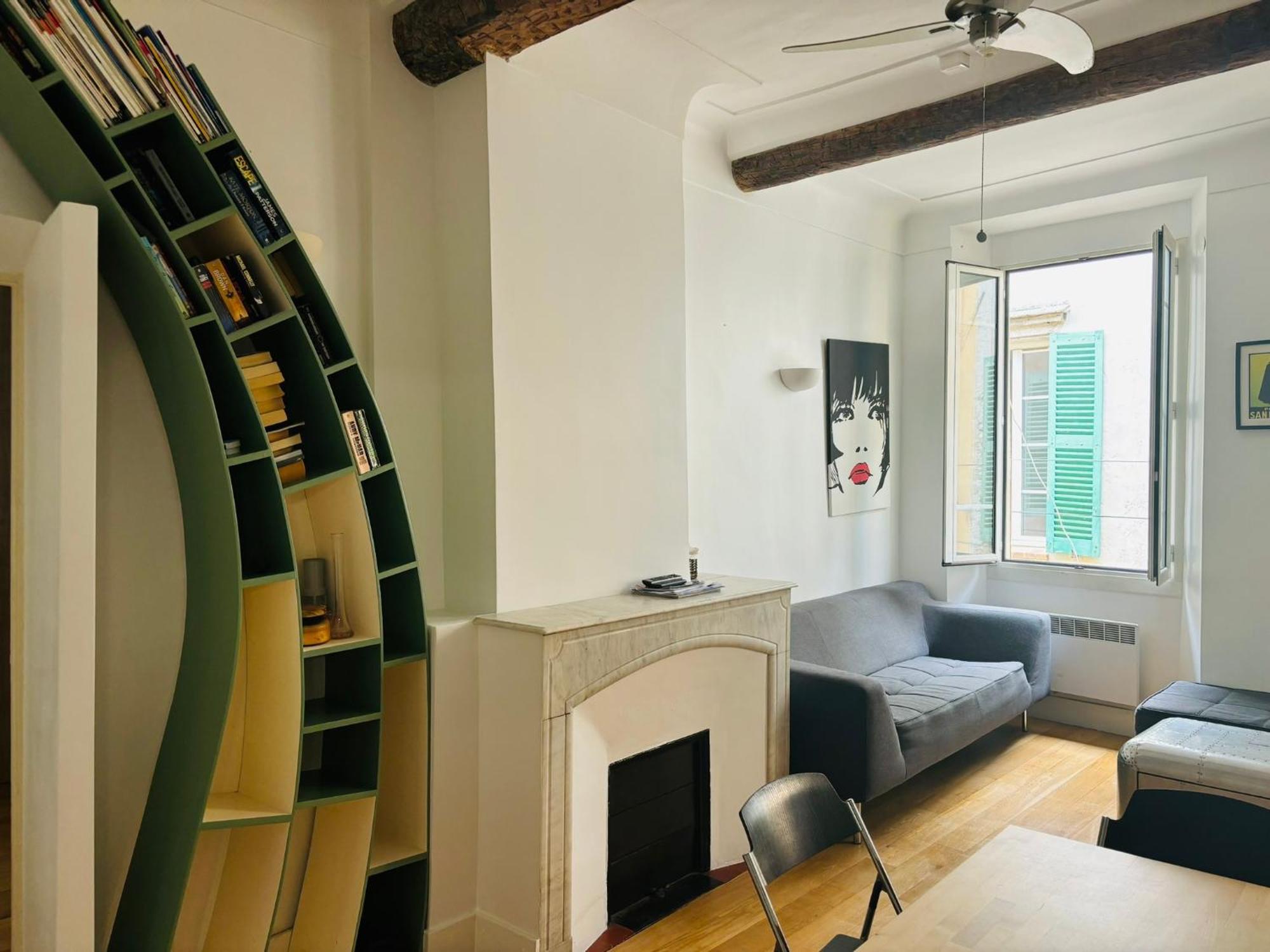 2 Bedroom Funky Apartment In The Heart Of The Old Town Of Antibes Ngoại thất bức ảnh