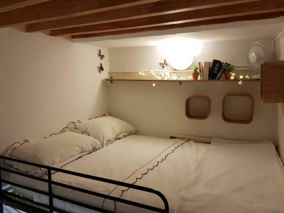 2 Bedroom Funky Apartment In The Heart Of The Old Town Of Antibes Ngoại thất bức ảnh