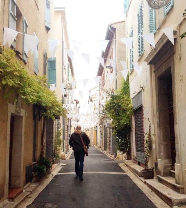 2 Bedroom Funky Apartment In The Heart Of The Old Town Of Antibes Ngoại thất bức ảnh