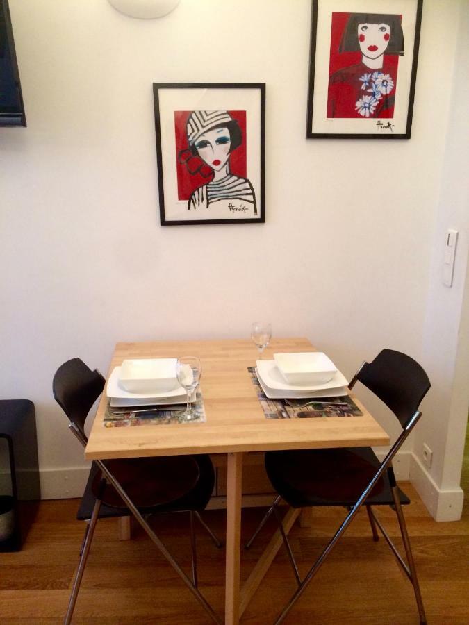 2 Bedroom Funky Apartment In The Heart Of The Old Town Of Antibes Ngoại thất bức ảnh